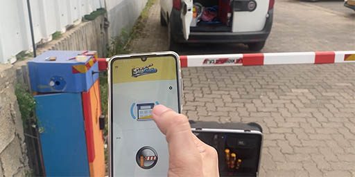 חיבור בקר פתיחה למחסום קיים
